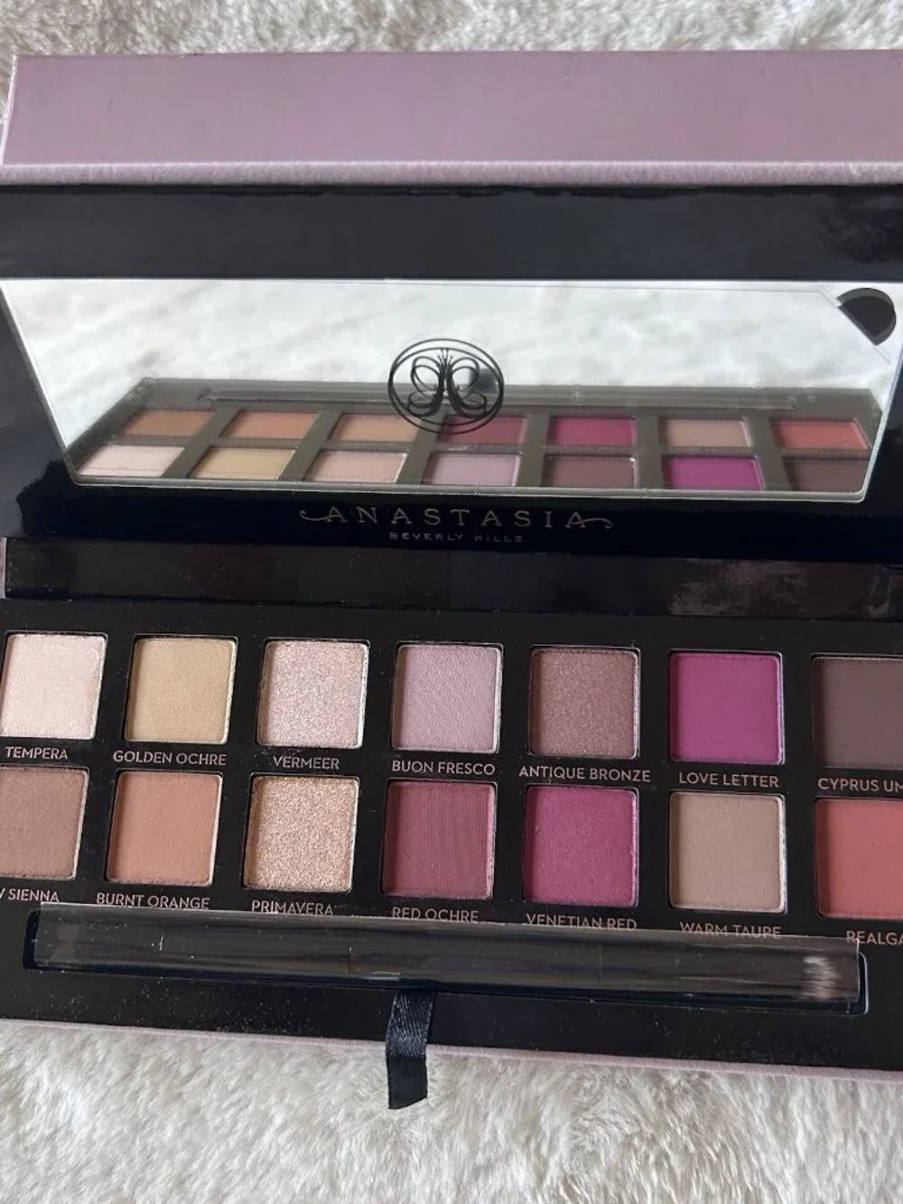 Anastasia Beverly Hills Modern Renaissance Eye Shadow Palette New In Box